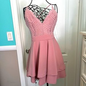 Windsor Dress in size Small, pink-lilac color